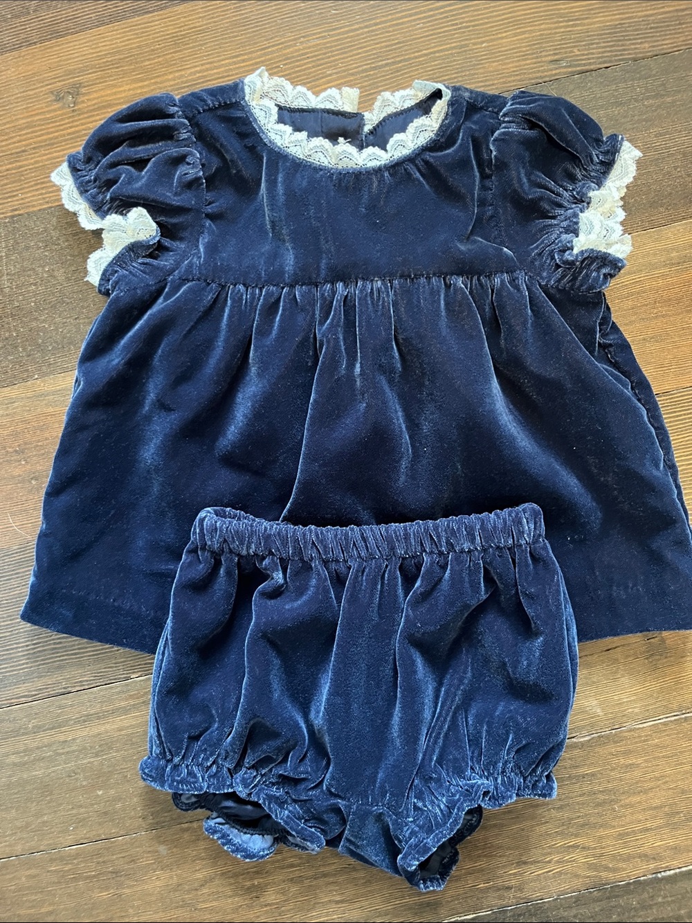 Janie and Jack Navy Velvet Fancy Baby Dress & Bloomer Set with Lace Trim